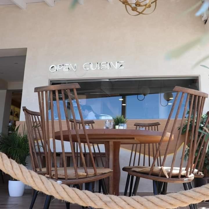 Nefeli Seaside Apartments Polychrono Extérieur photo