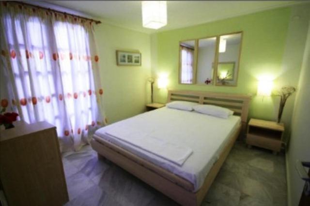 Nefeli Seaside Apartments Polychrono Chambre photo