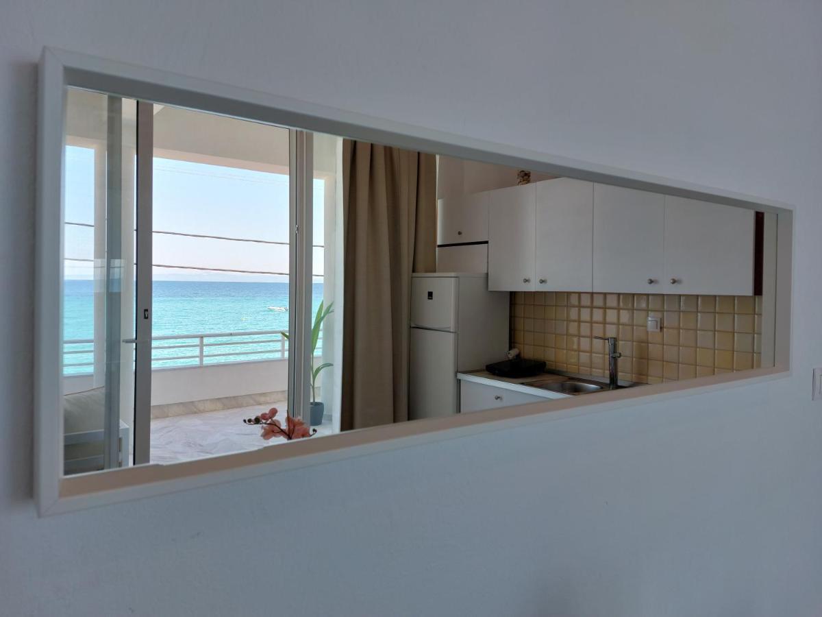 Nefeli Seaside Apartments Polychrono Extérieur photo