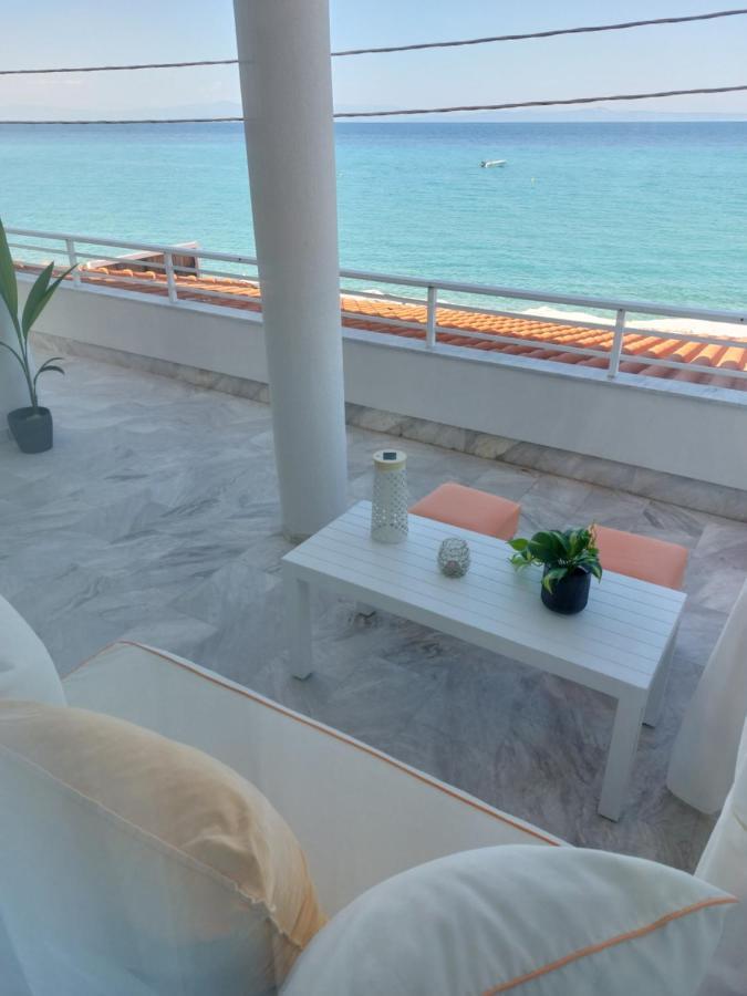 Nefeli Seaside Apartments Polychrono Extérieur photo