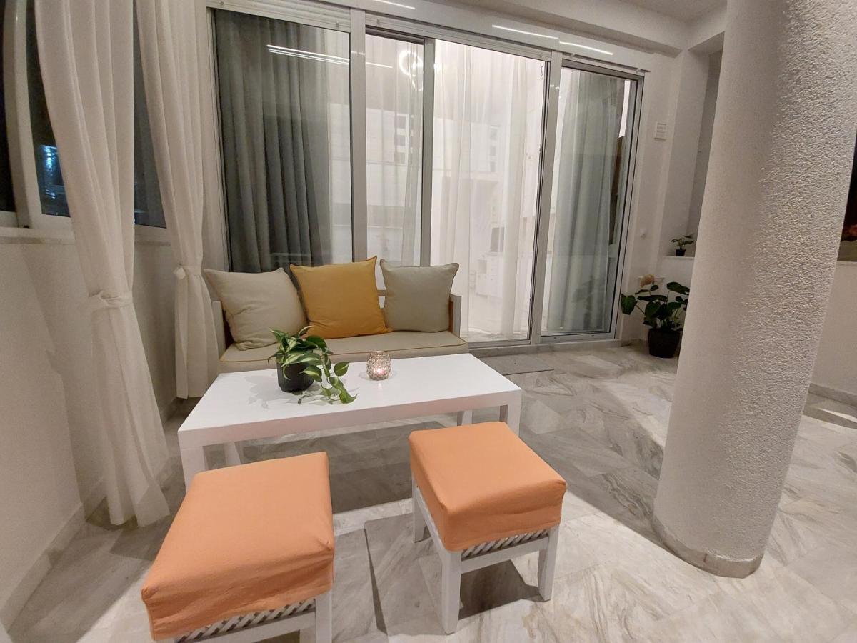 Nefeli Seaside Apartments Polychrono Extérieur photo